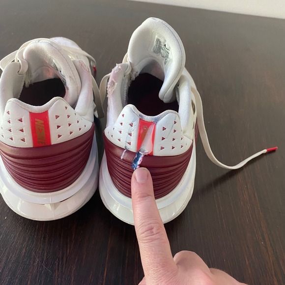 12.5‎ Nike Zoom GT Cut 2 "Sisterhood" White Gold Maroon Basketball Preowned FLAW - Picture 7 of 10